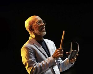 Roberto Roena